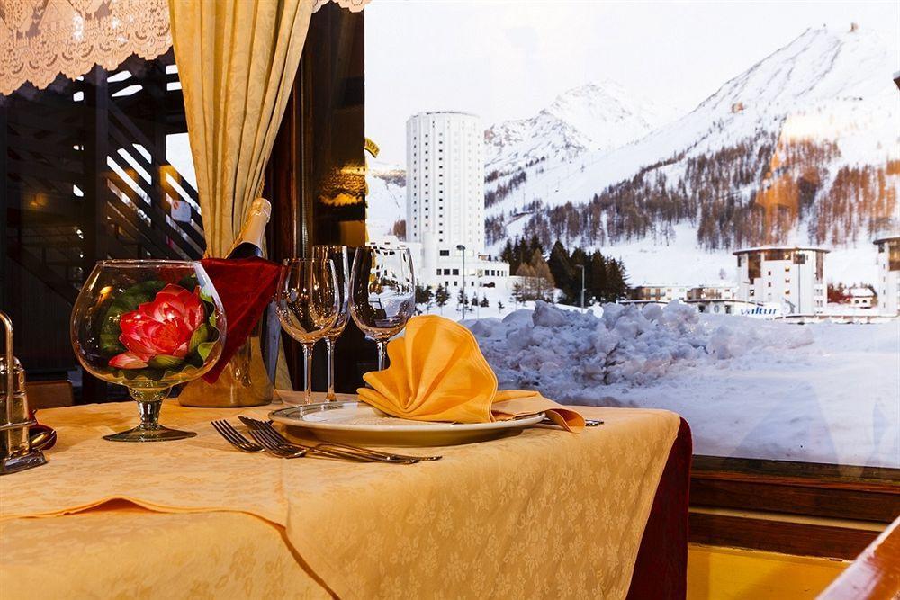 Hotel Biancaneve Sestriere Exterior photo